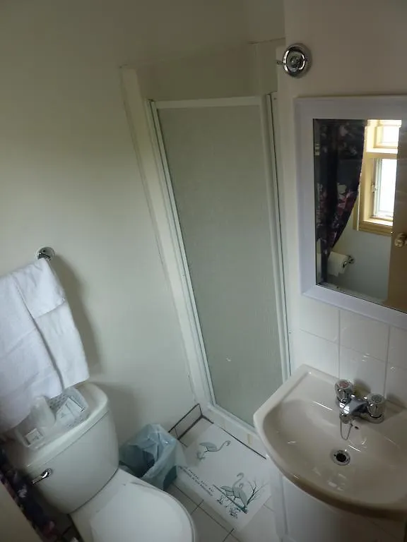 Econohotel Montreal 2*,