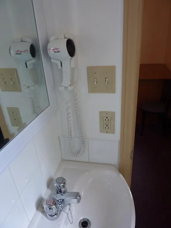 Econohotel Montreal Canada