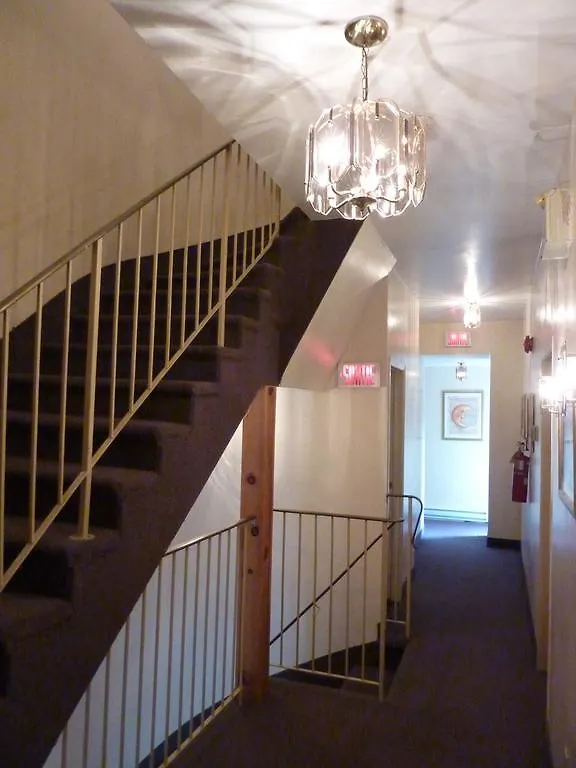 Hotel Econohotel Montreal